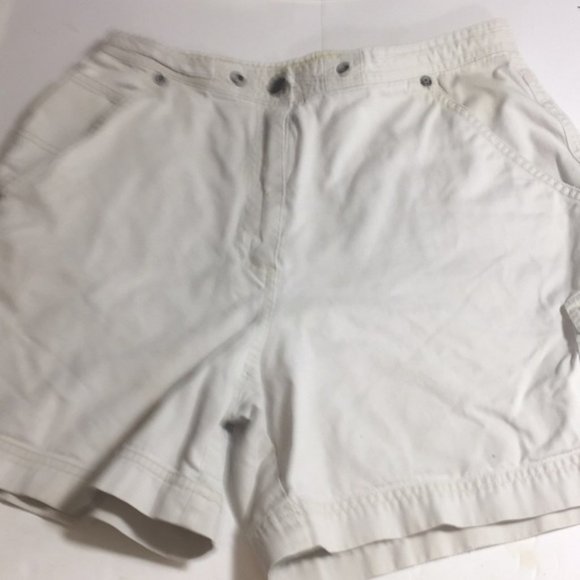 David N Sport Cream Colored Shorts Size 6 - Picture 1 of 5